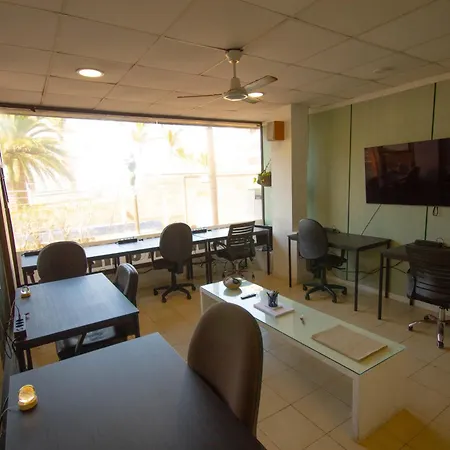 Tropical Work Hostel Las Palmas de Gran Canaria