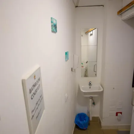 Tropical Work Hostel *